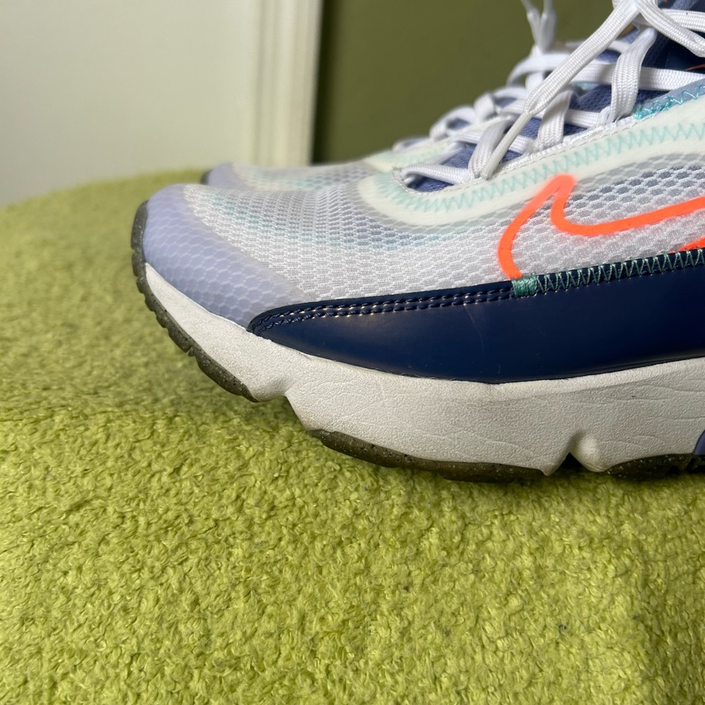 Nike Air Max DA2417-100 Youth Sneakers White and Blue with Orange Accents New - Picture 7 of 12